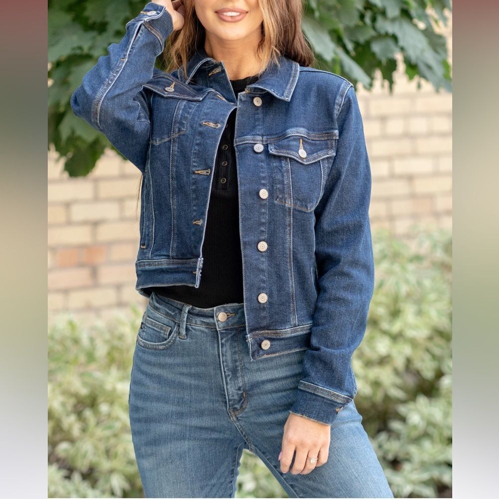 Judy Blue Classic Dark Wash Cotton Blend Denim Jacket Women’s Plus Size 1X